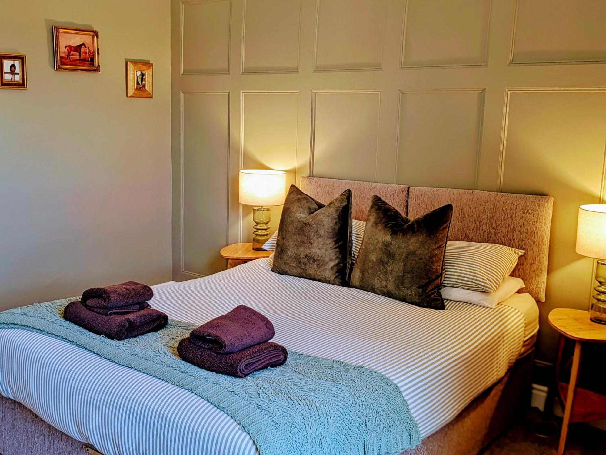 Fifth Quarter Apartment With Free Parking York Esterno foto